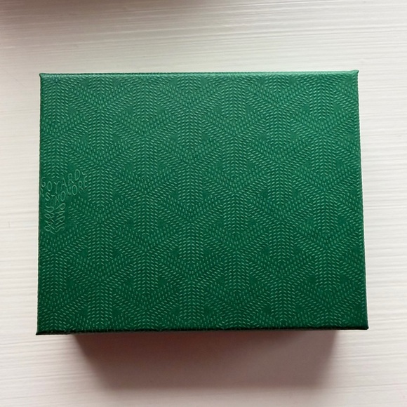 Goyard Box, Bag, & Ribbon 💚 - Picture 3 of 4